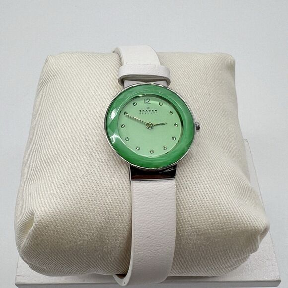 SKAGEN SKW2779 Women\'s Wristwatch, White, Green  Read Des main image 6